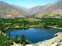 iran lakes