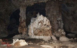 Shapur Cave