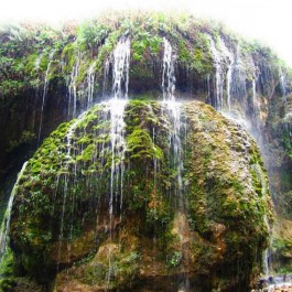 iran waterfalls tour